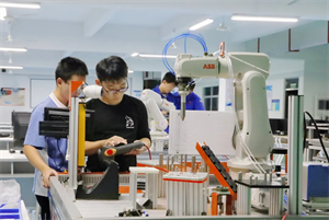2025 南京工业机器人培训机构前三一览，零基础入门怎么选？